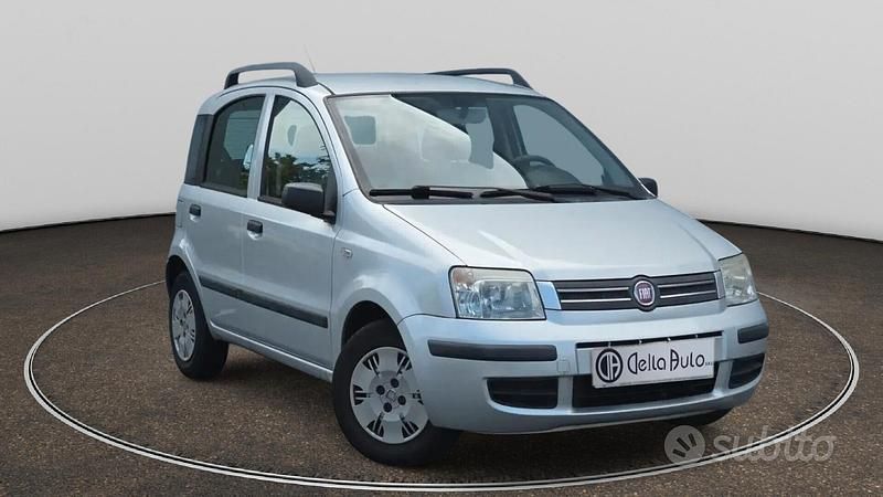 Usata Fiat Panda Dynamic 60 CV (44 kW) 2009 Argento Utilitaria