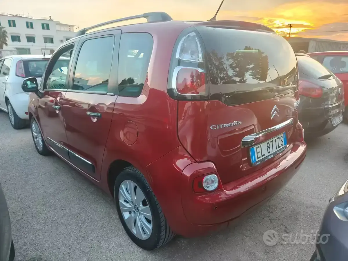 Usata Citroën C3 Picasso Exclusive 92 CV (67 kW) 2012 Rosso Monovolume