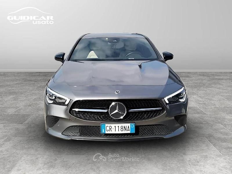 Usata Mercedes CLA180 116 CV (85 kW) 2023 Gray Berlina