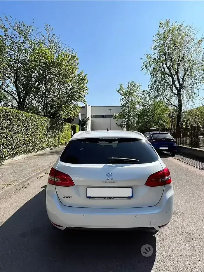 Usata Peugeot 308 SW S 131 CV (96 kW) 2019 Station wagon