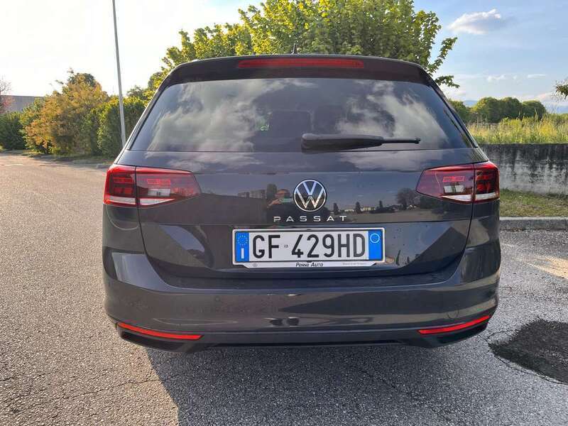 Usato 2021 VW Passat 2.0 Diesel 150 CV (19.000 €)