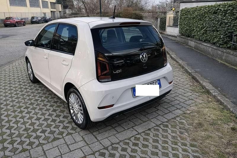 Usata VW up! Move 65 CV (47 kW) 2023 Bianco Utilitaria