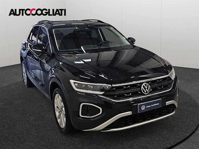 Usata VW T-Roc Life 116 CV (85 kW) 2025 Deep black perlato SUV