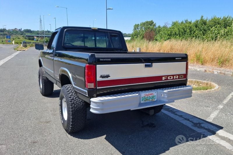 Usata Ford F-150 Lariat 188 CV (138 kW) 1986 Nero Pick-up