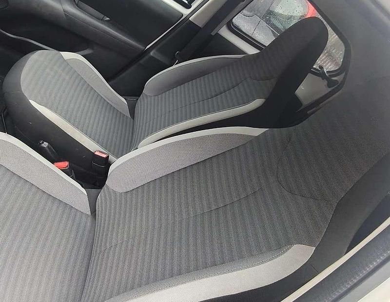 Usata Toyota Aygo X-clusiv 72 CV (52 kW) 2020 Bianco Utilitaria