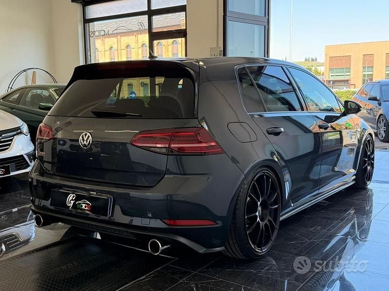 Usata VW Golf VII GTI 245 CV (180 kW) 2019 Grigio Berlina