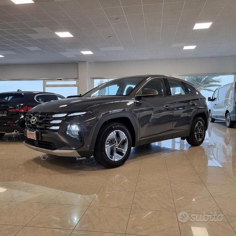 Nuova Hyundai Tucson 115 CV (84 kW) 2025 Grigio SUV
