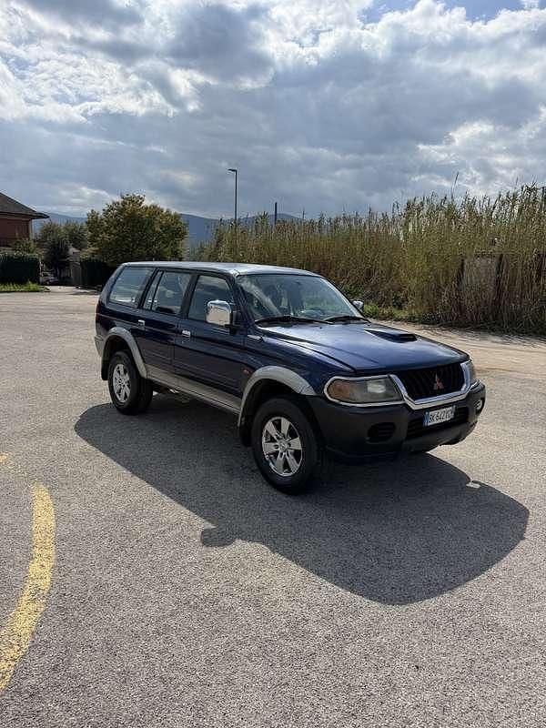 Usata Mitsubishi Pajero Sport 99 CV (72 kW) 2000 Blu SUV