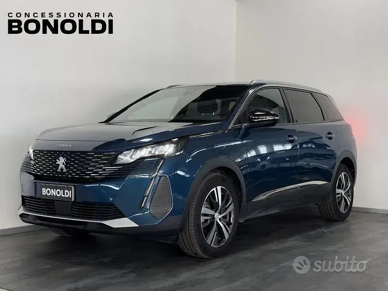 Usata Peugeot 5008 Allure 131 CV (96 kW) 2024 SUV