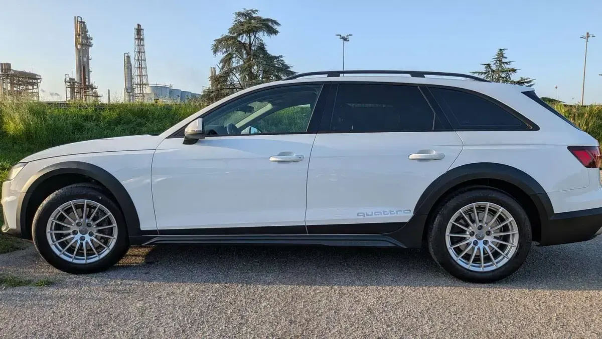 Usata Audi A4 Allroad Business 190 CV (139 kW) 2020 Bianco Station wagon