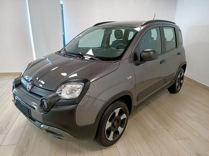 Usata Fiat Panda Cross Cross 69 CV (50 kW) 2022 Utilitaria