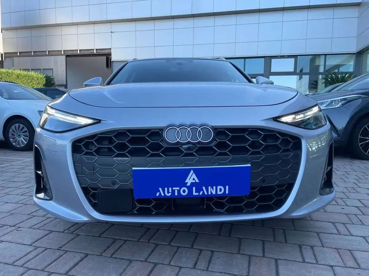 Nuova Audi A6 S-Line 204 CV (150 kW) 2025 Other Station wagon