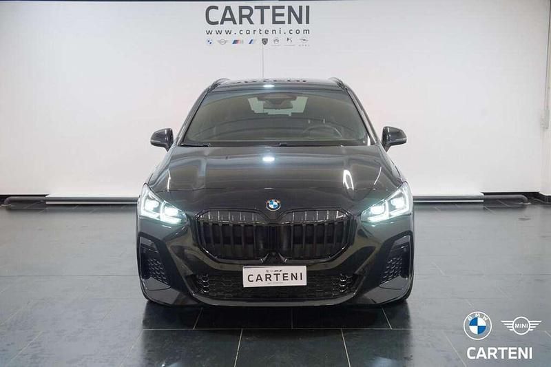 Usata BMW 218 Active Tourer Comfort Edition 150 CV (110 kW) 2024 Black sapphire metallizzato Monovolume
