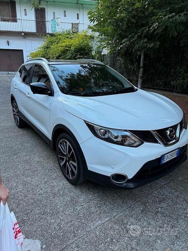 Usata Nissan Qashqai 116 CV (85 kW) 2014 Bianco SUV