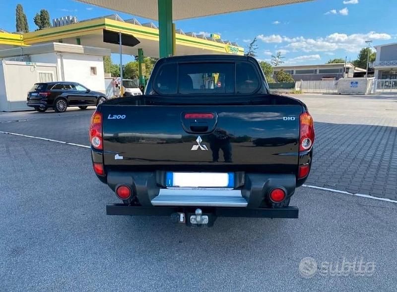 Usata Mitsubishi L 87 CV (63 kW) 2007 Cabrio