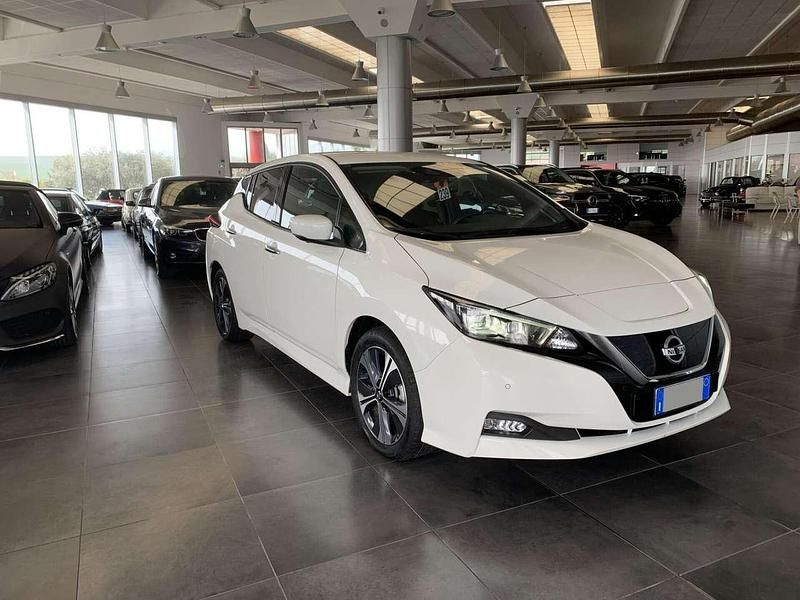 Usata Nissan Leaf 89 kW (122 CV) 2022 Bianco Utilitaria