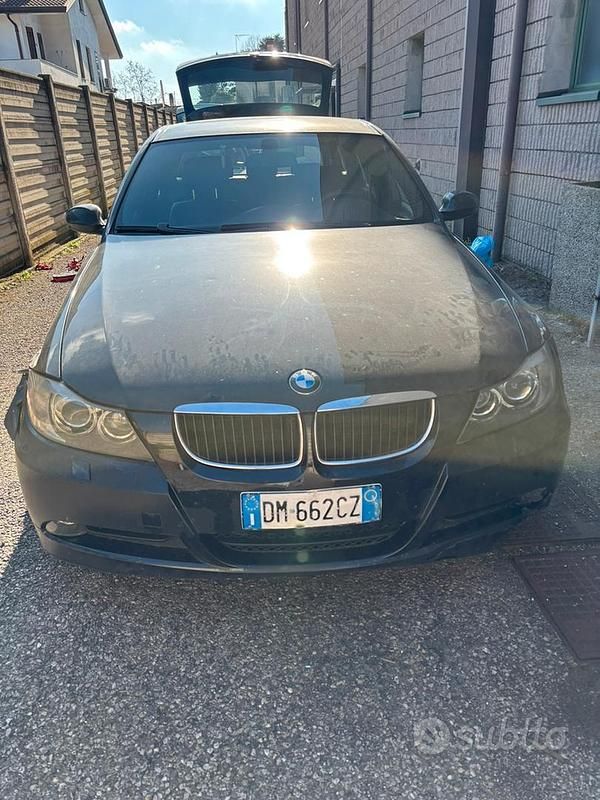 Usata BMW 320 177 CV (130 kW) 2008 Nero Station wagon