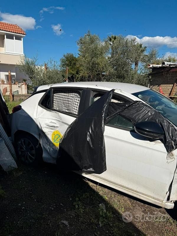 Usata Opel Corsa 2023 Berlina