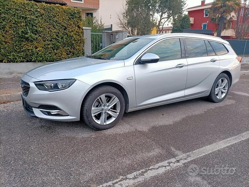 Usata Opel Insignia Business 136 CV (100 kW) 2019 Grigio Station wagon