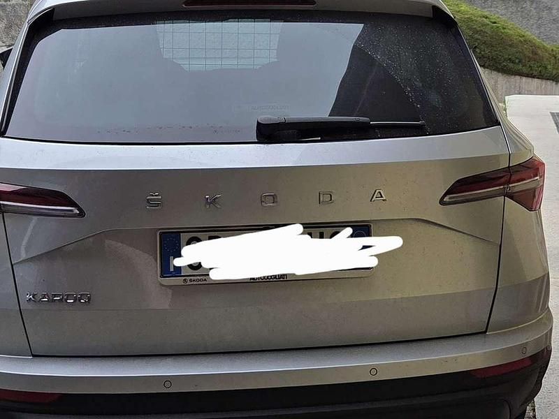 Usata Skoda Karoq Executive 116 CV (85 kW) 2023 Argento SUV