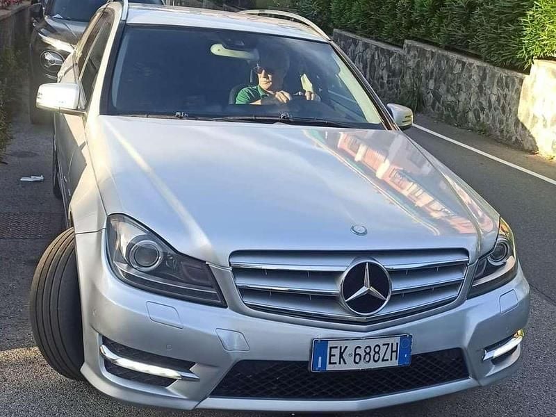 Usata Mercedes C220 Avantgarde 170 CV (125 kW) 2011 Argento Station wagon
