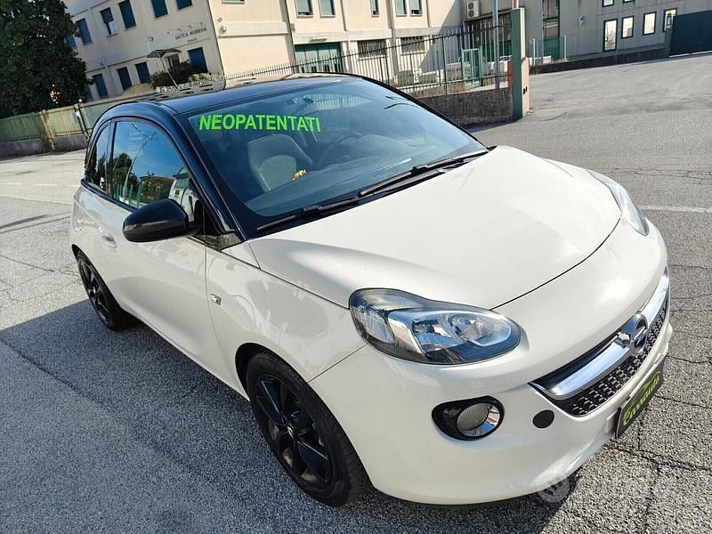 Bianco Usata 2016 Opel Adam Jam Due volumi | 6999 € (Ottimo prezzo) - Immagine 1/4