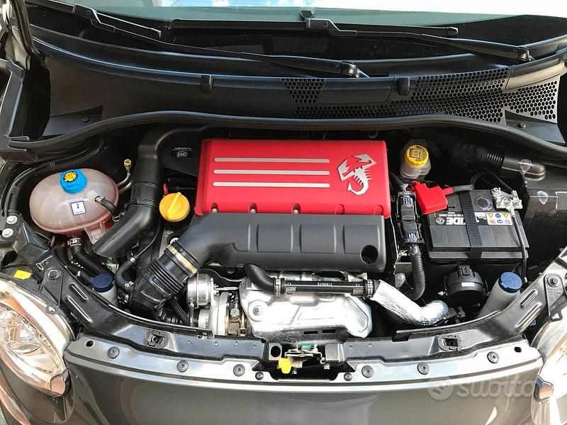 Usata Abarth 595C 180 CV (132 kW) 2017 Cabrio