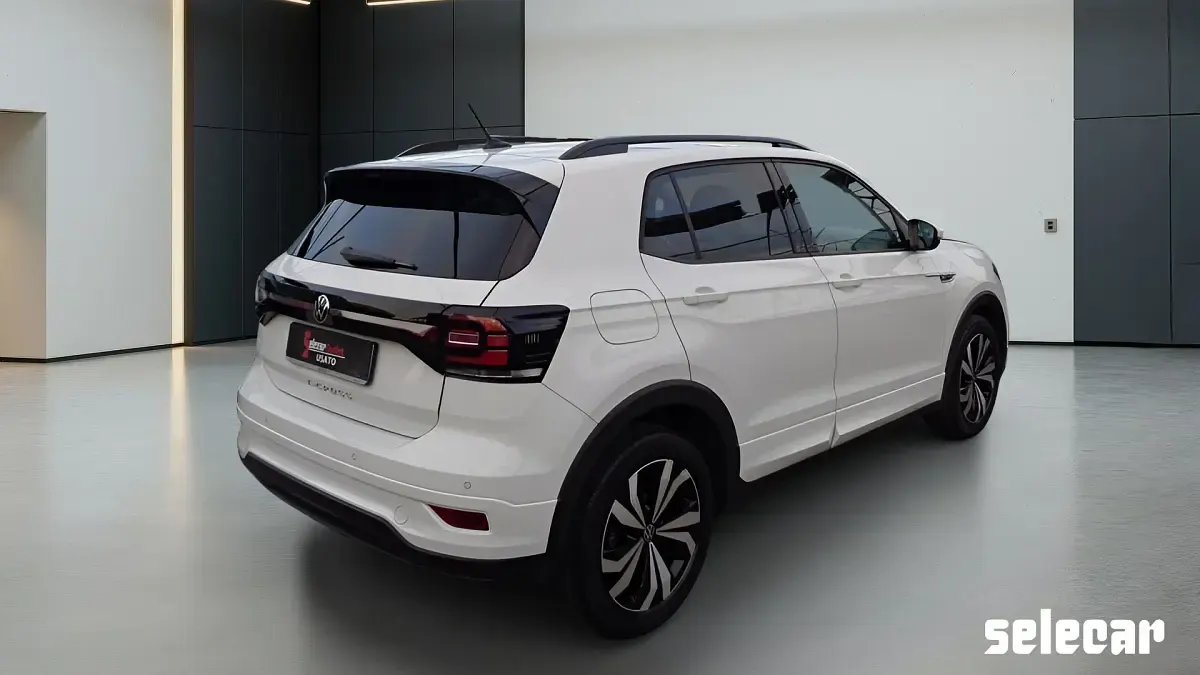 Usata VW T-Cross Sport 110 CV (80 kW) 2022 Bianco SUV