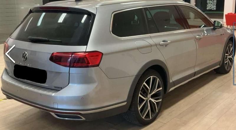 Usata VW Passat Alltrack 200 CV (147 kW) 2022 Grigio Station wagon