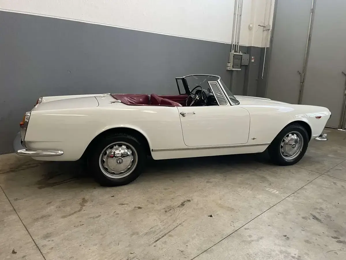 Usata Alfa Romeo 2600 145 CV (106 kW) 1965 Other