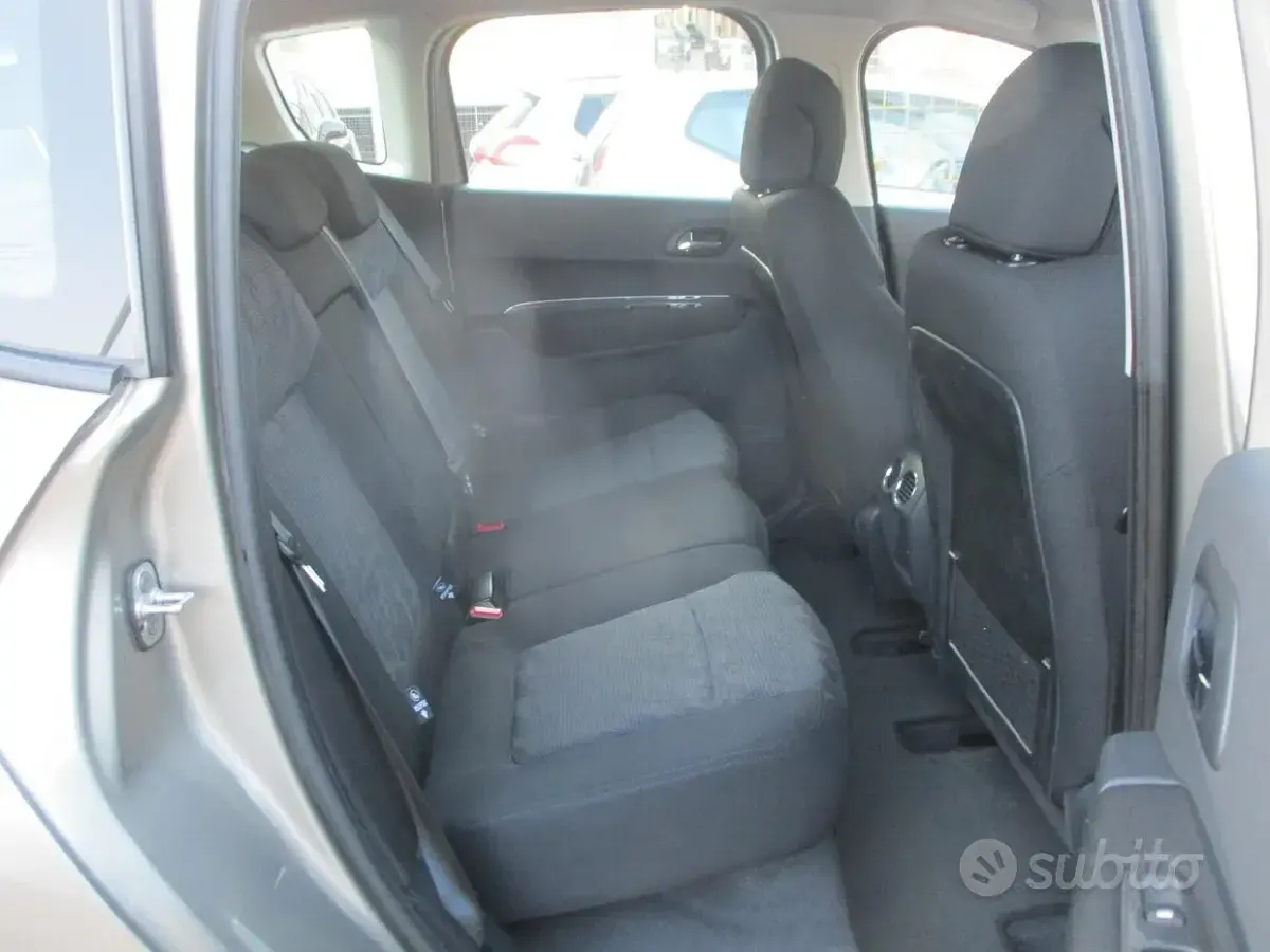Usata Peugeot 3008 109 CV (80 kW) 2010 Grigio Station wagon