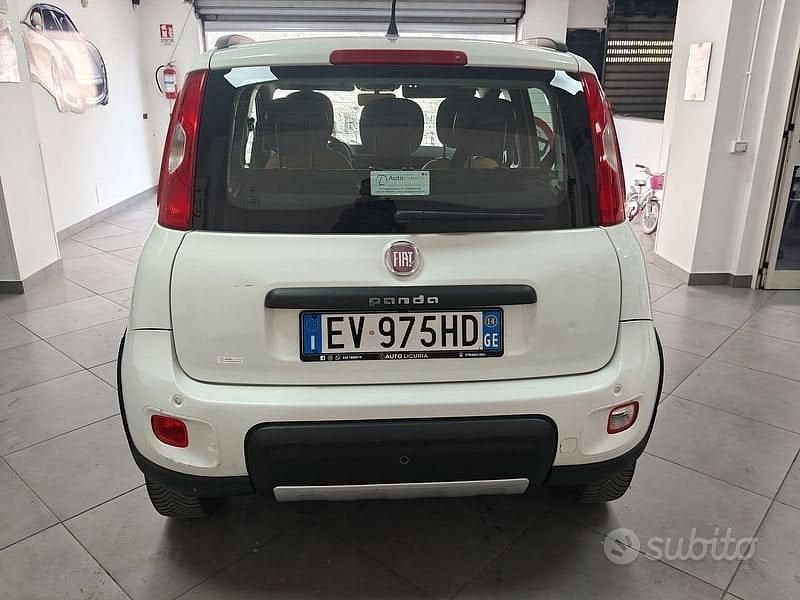 Second-hand Fiat Panda 4x4 S 75 CP (55 kW) 2014 Alb Hatchback