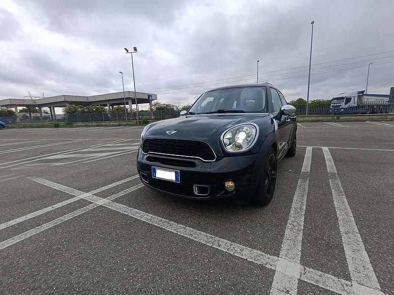 Verde Usata 2012 Mini Cooper S Countryman SUV | 9200 € (Buon prezzo) - Immagine 1/4