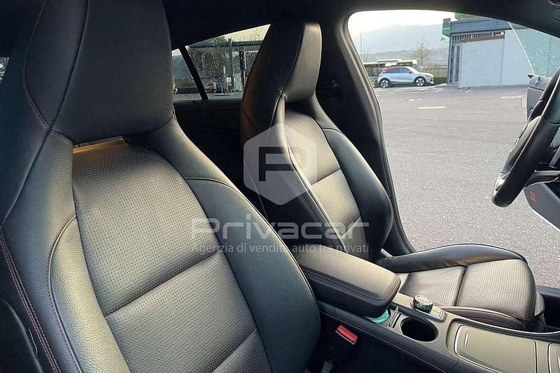 Usata Mercedes CLA220 Premium 170 CV (125 kW) 2018 Bianco Berlina