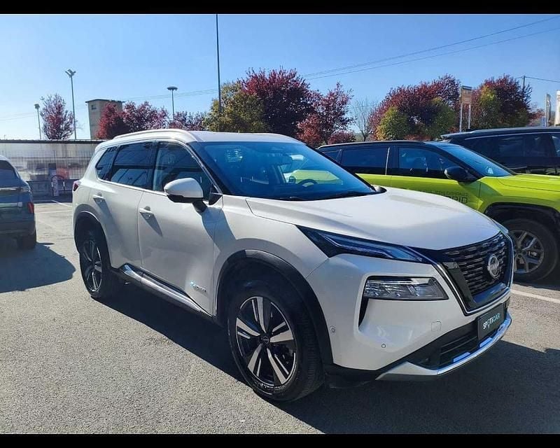 Occasion Nissan X-Trail Tekna 158 ch (116 kW) 2024 Blanc SUV