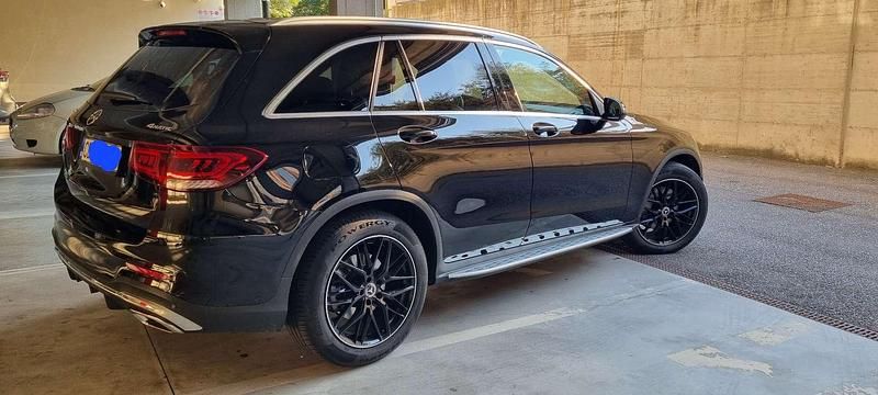 Usata Mercedes GLC300 Premium 245 CV (180 kW) 2021 SUV