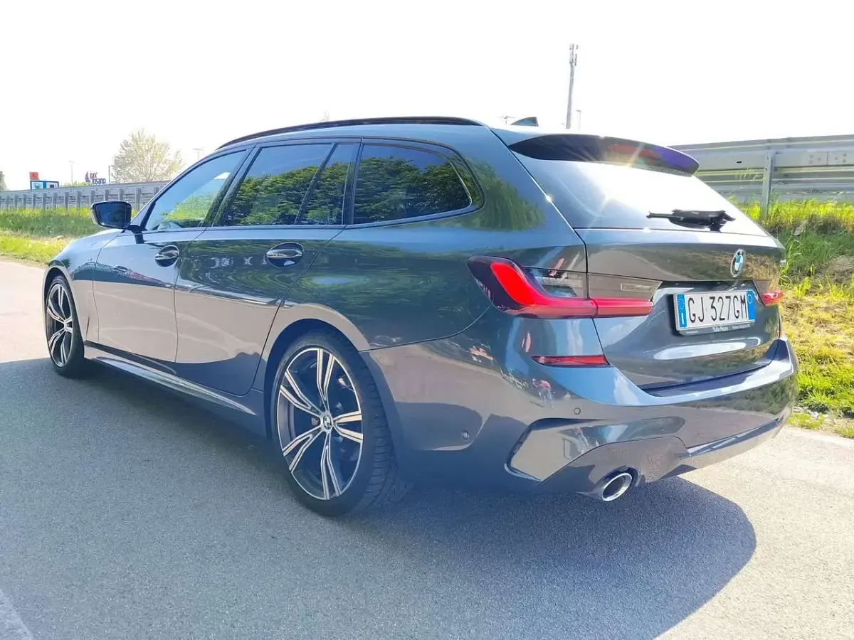 Usata BMW 320 M Sport 190 CV (139 kW) 2022 Grigio Station wagon