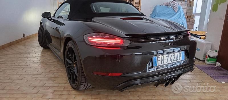 Usata Porsche 718 2017 Nero Cabrio
