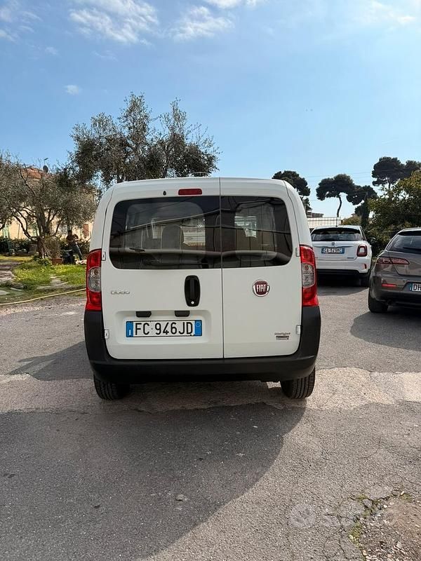 Usata Fiat Qubo Trekking 75 CV (55 kW) 2016 Bianco Monovolume