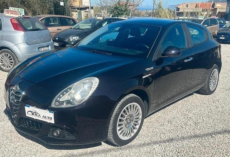 Usata Alfa Romeo Giulietta Distinctive 105 CV (77 kW) 2012 Nero Utilitaria