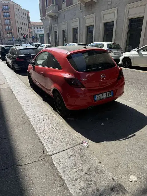 Usata Opel Corsa 54 CV (39 kW) 2012 Utilitaria