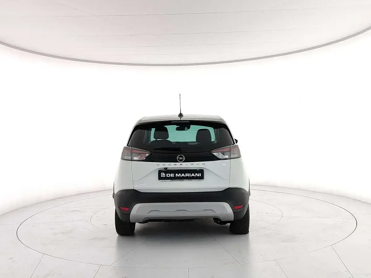 Usata Opel Crossland Design & Tech 110 CV (80 kW) 2022 Bianco SUV