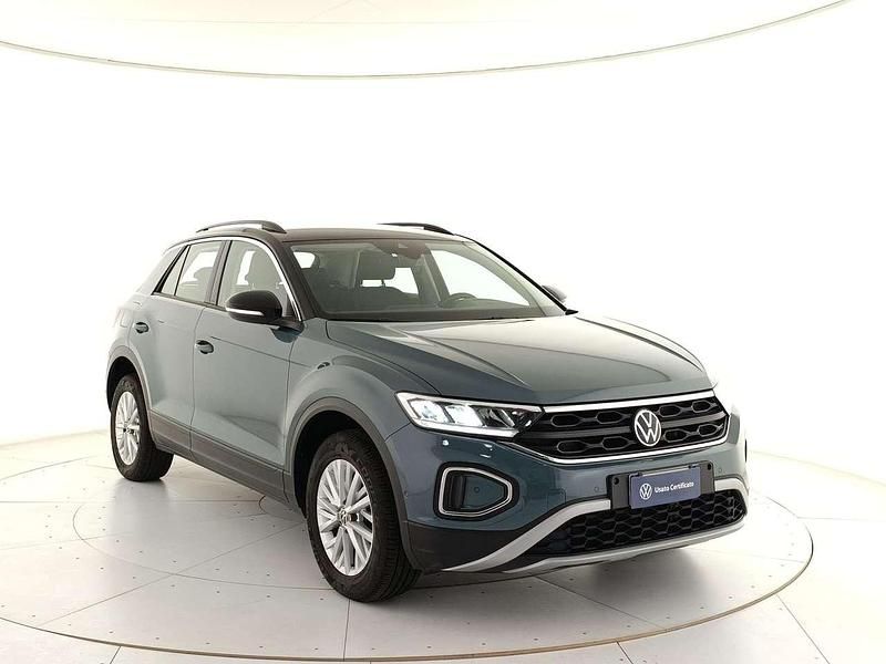 Usata VW T-Roc Life 116 CV (85 kW) 2023 Blu/azzurro SUV