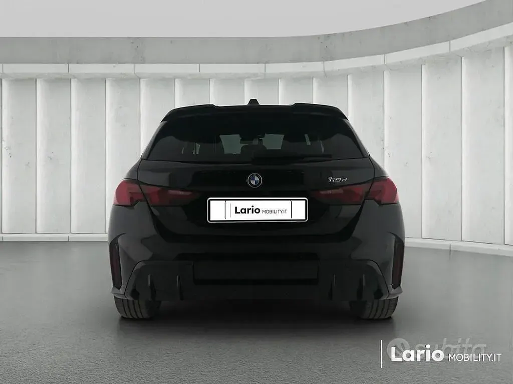 Usata BMW 118 M Sport 150 CV (110 kW) 2025 Nero Utilitaria