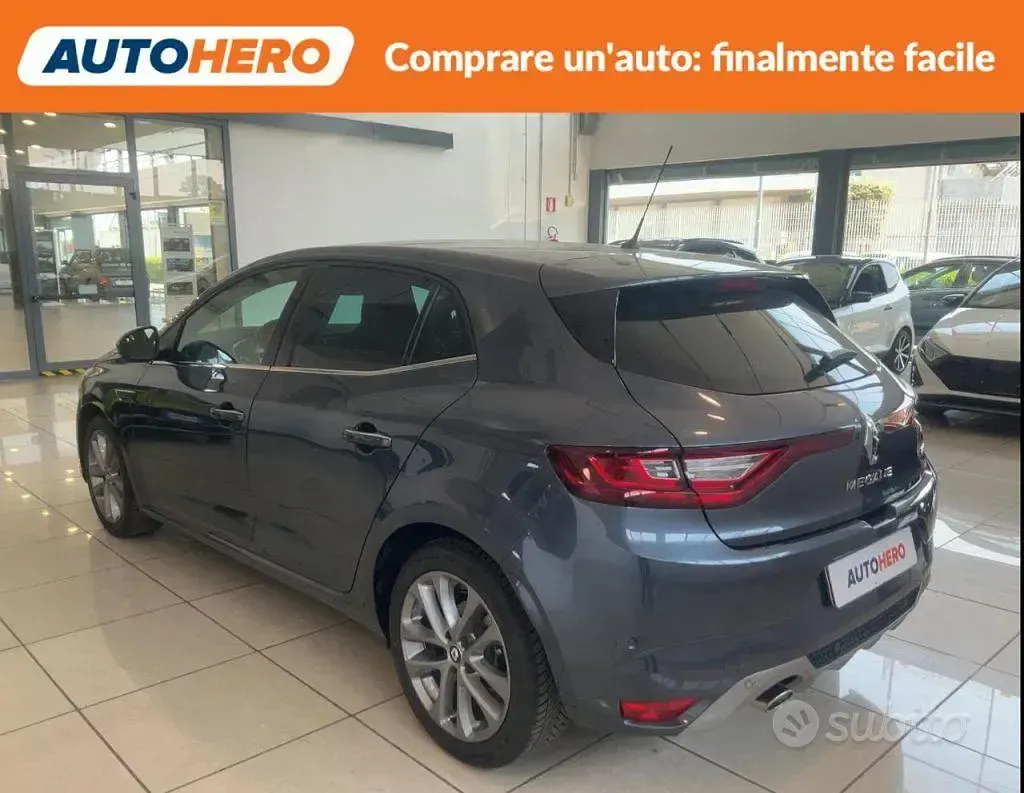 Usata Renault Mégane IV 132 CV (97 kW) 2016 Grigio Berlina