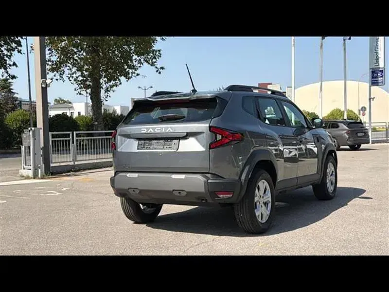 Nuova Dacia Duster Expression 155 CV (114 kW) 2026 Grigio scuro SUV