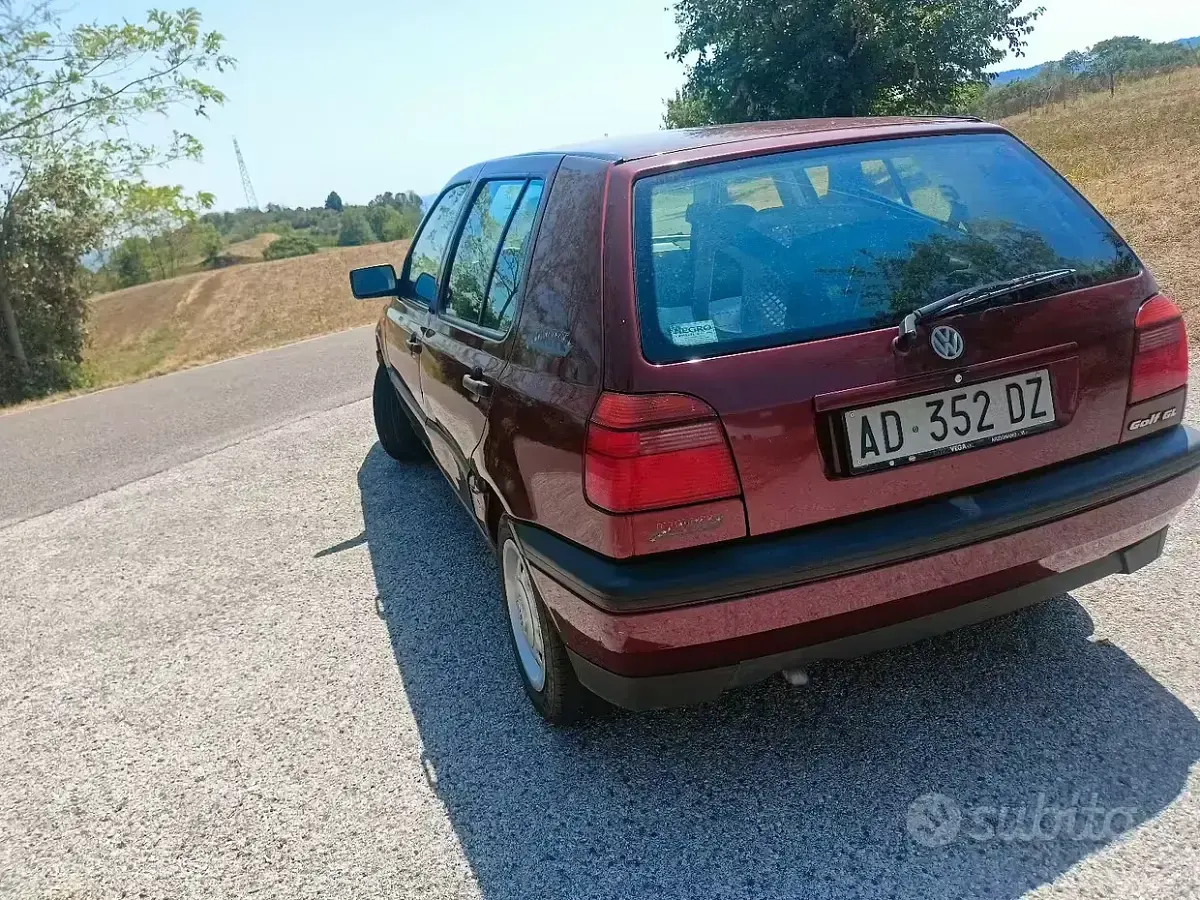 Usata VW Golf III 75 CV (55 kW) 1994 Rosso Berlina