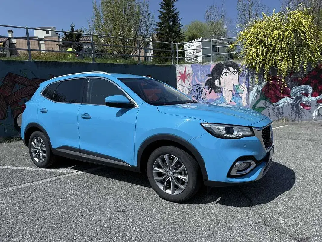 Usata MG HS Comfort 162 CV (119 kW) 2023 Blu/azzurro SUV