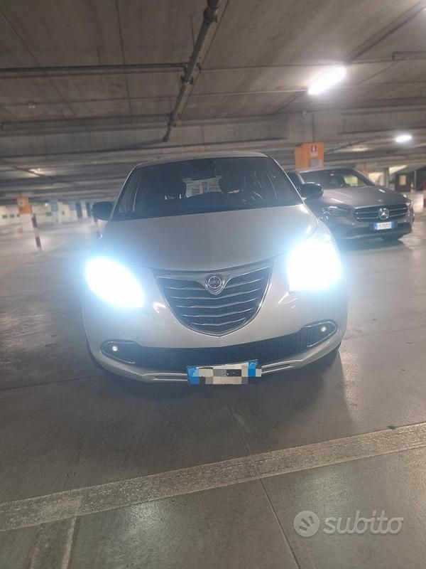 Usata Lancia Ypsilon S 95 CV (69 kW) 2012 Utilitaria