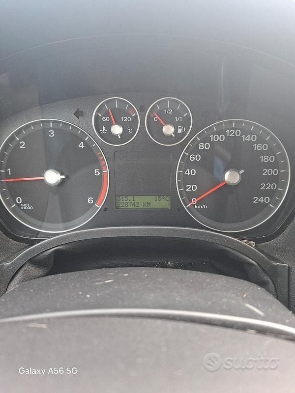 Usata Ford C-MAX Titanium 90 CV (66 kW) 2005 Grigio Monovolume